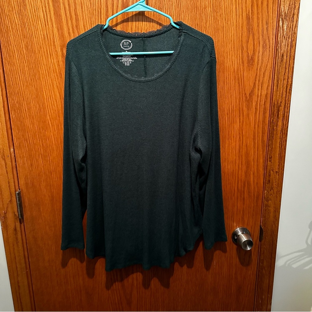 Maurices lace long sleeve tee